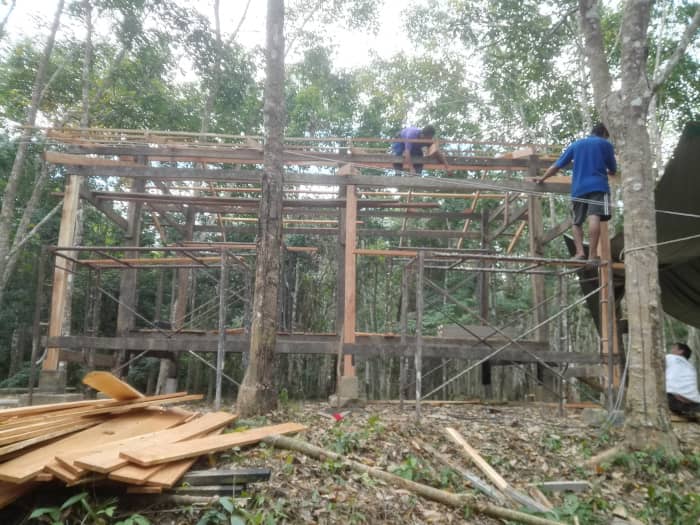 สร้างขนำใหม่ในสวนใหญ่